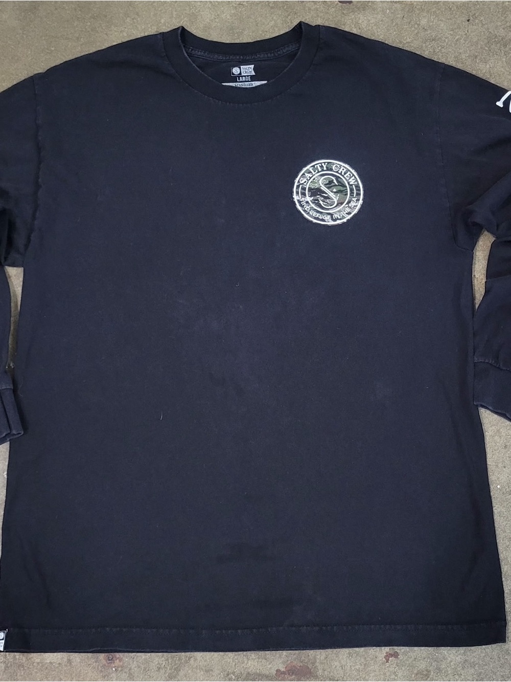 Salty Crew Black Long Sleeve Graphic Tee Size Large Fishing Surf Outdoor